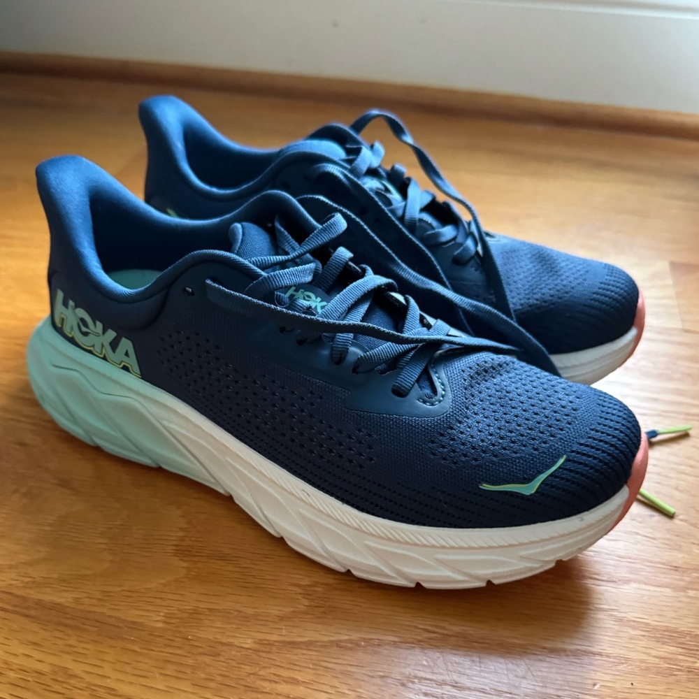 Hoka ARAHI Midnight Blue Running Shoes size 7